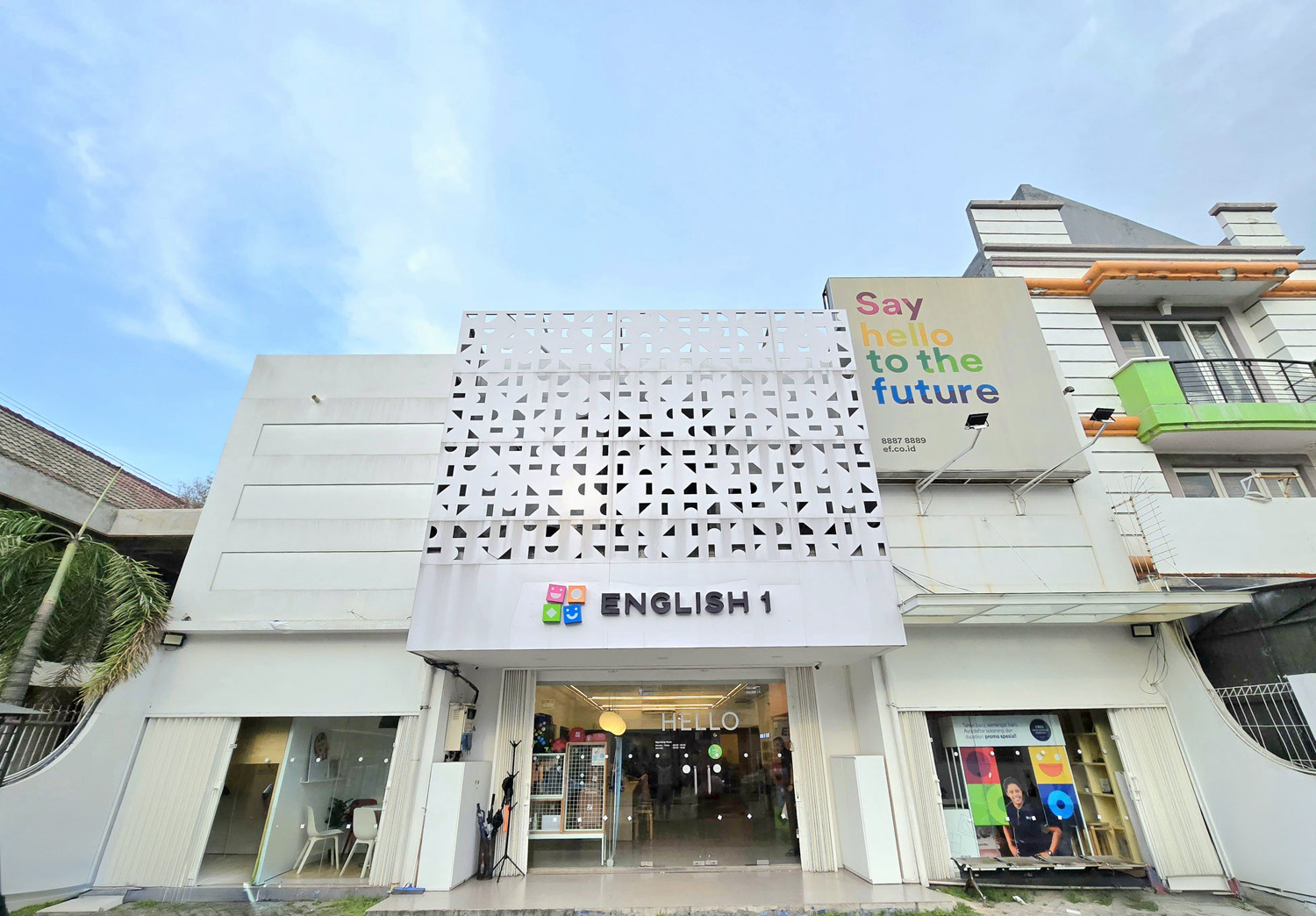 English 1 Kota Harapan Indah Bekasi
